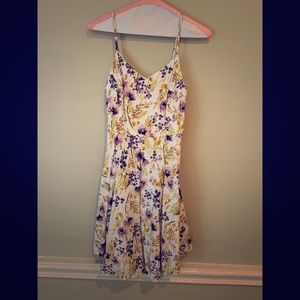 Mini cotton day dress